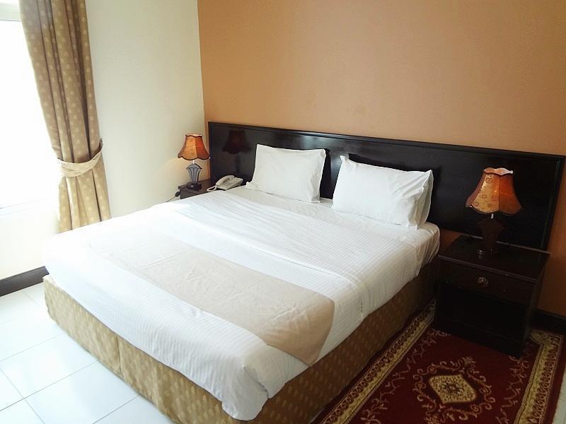 דובאי Premiere Hotel Apartments מראה חיצוני תמונה