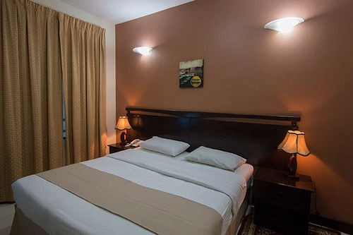 דובאי Premiere Hotel Apartments מראה חיצוני תמונה