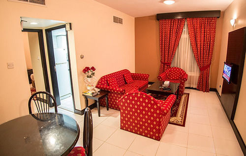 דובאי Premiere Hotel Apartments מראה חיצוני תמונה